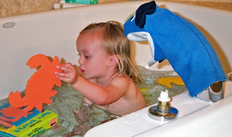 Davis happy in the tub